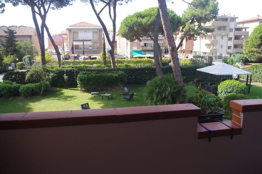 Ricci Hotel - Marina Di Grosseto Luaran gambar