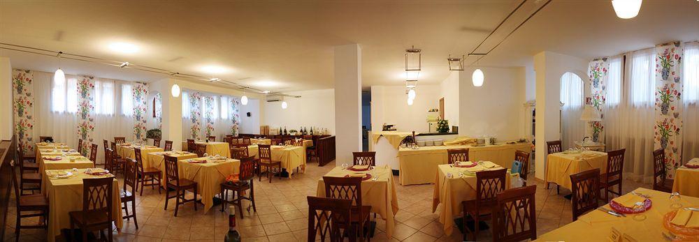 Ricci Hotel - Marina Di Grosseto Luaran gambar