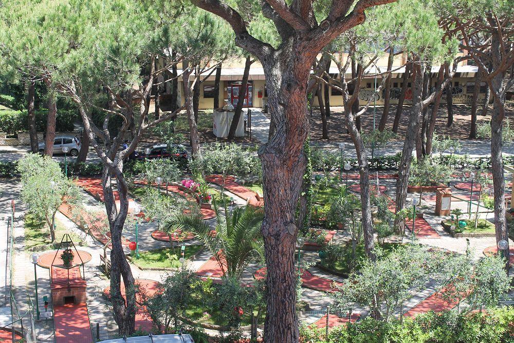 Ricci Hotel - Marina Di Grosseto Luaran gambar