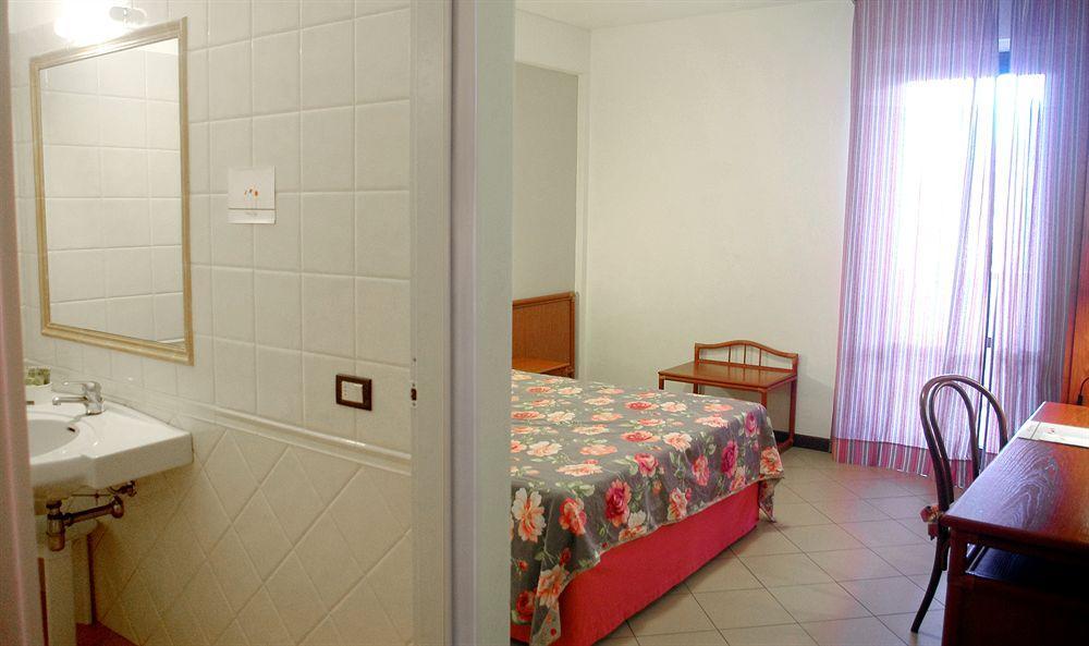 Ricci Hotel - Marina Di Grosseto Luaran gambar
