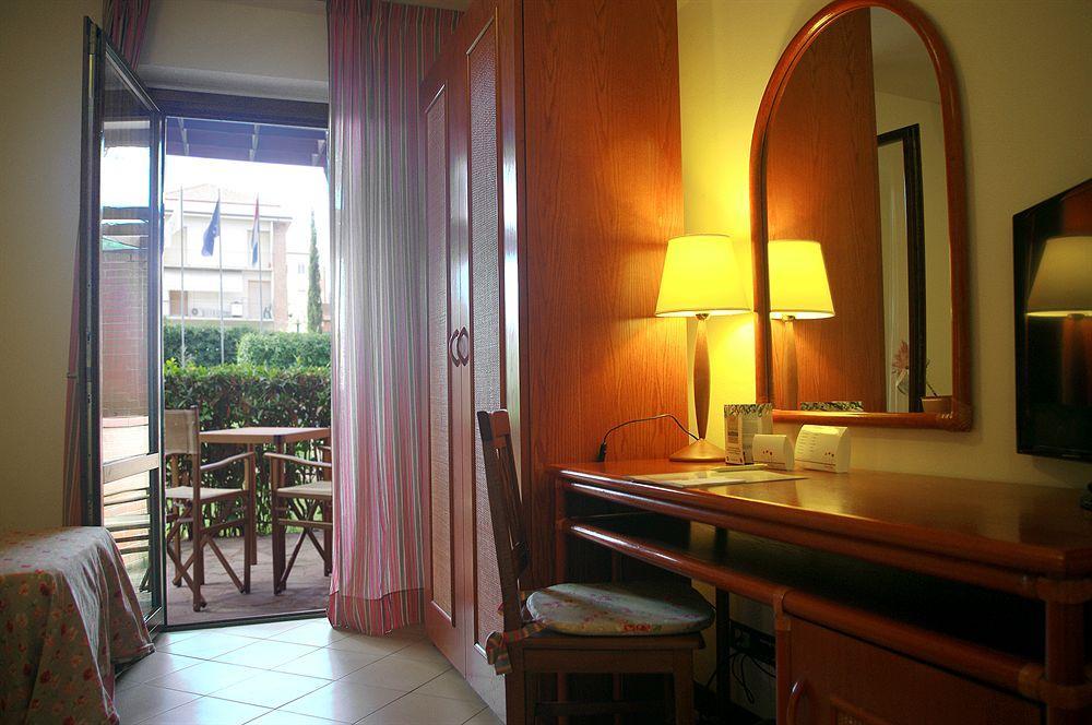 Ricci Hotel - Marina Di Grosseto Luaran gambar